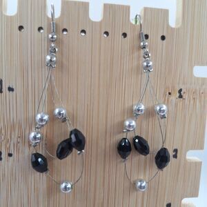 Silver Tone Wire & Beads Black Dangling Loop Earrings